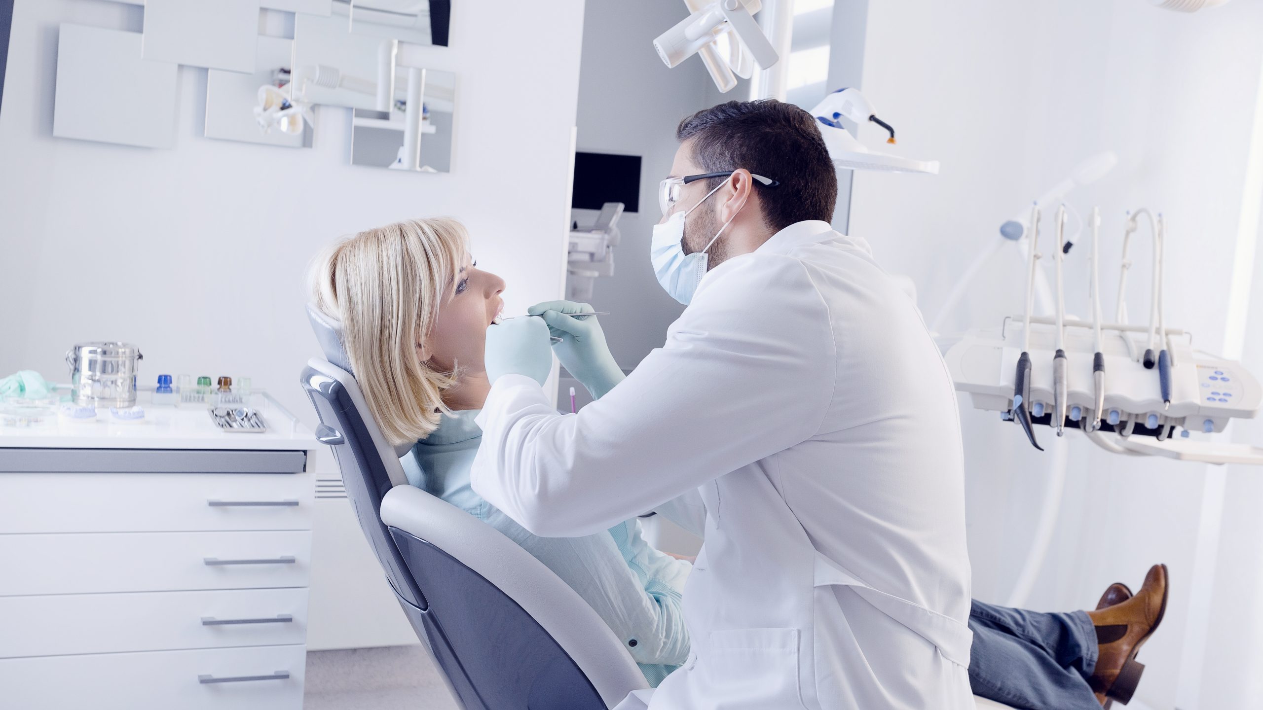 Dentist in Henderson, TN